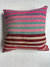 Load image into Gallery viewer, INTI-20" x 20" Frazada Pillow