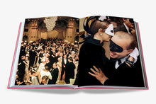Load image into Gallery viewer, Swans: Legends of the Jet Set Society