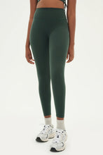 Load image into Gallery viewer, S59 Airweight 7/8 Leggings
