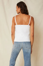 Load image into Gallery viewer, Amo Scallop Knot Cami