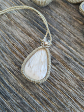Load image into Gallery viewer, GA Scolocite Hand Woven Necklace