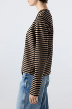 Load image into Gallery viewer, Love Long Sleeve Tee
