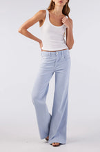 Load image into Gallery viewer, Elizabeth Sky Denim
