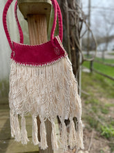 Load image into Gallery viewer, 70&#39;s Babe Macrame Bag
